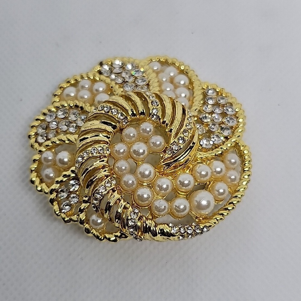 Vintage Sea Shell Brooch Gold Tone Faux Pearls Clear Rhinestones Beach Jewelry